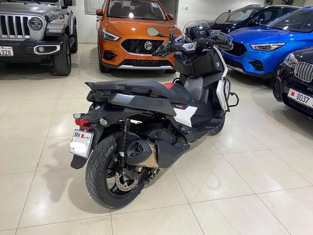 2021 بي إم دبليو 4 Series