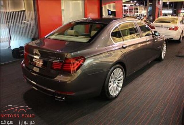 2013 بي إم دبليو 750