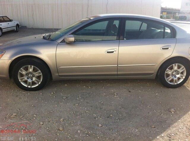 2005 نيسان ألتيما