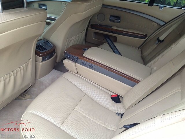 2003 BMW 745