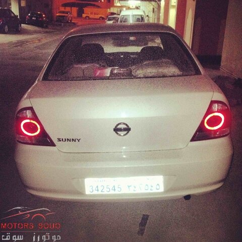 2009 نيسان صني