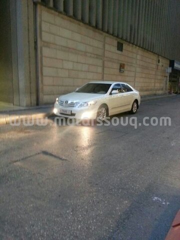 2011 تويوتا كامري