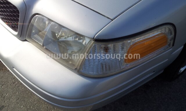 2003 Ford Crown Victoria