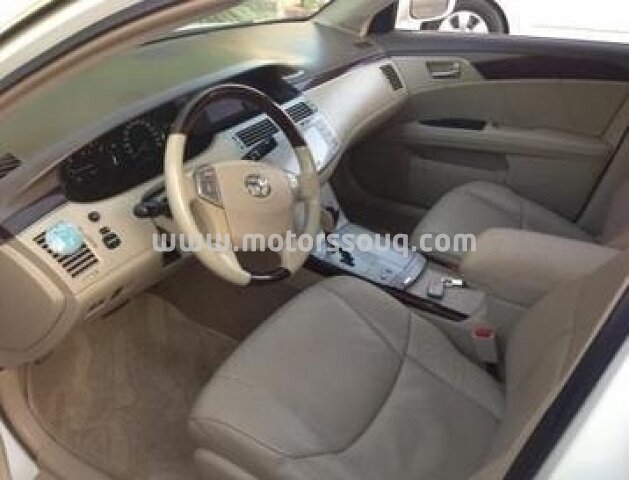 2010 Toyota Avalon