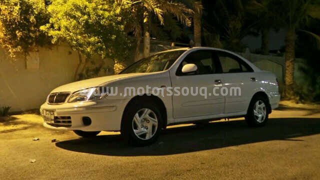 2001 نيسان صني