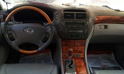 2001 Lexus LS