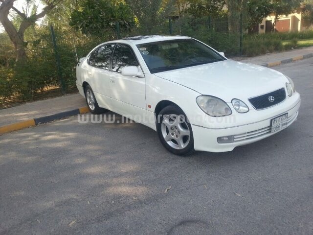 1998 لكزس جي إس 300