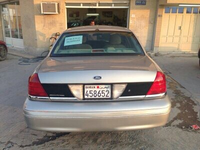 2004 Ford Crown Victoria