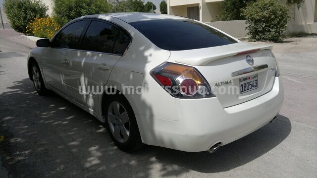 2011 Nissan Other