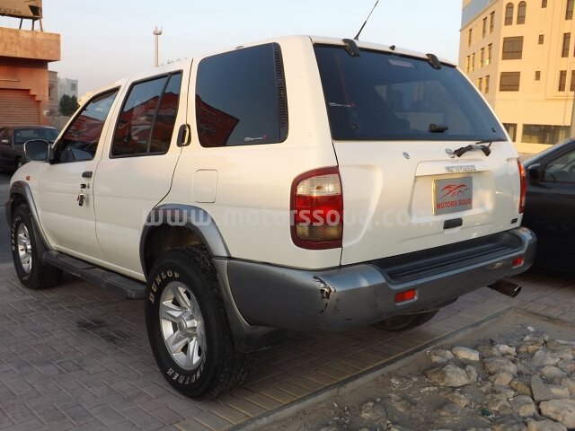 2003 نيسان باث فايندر