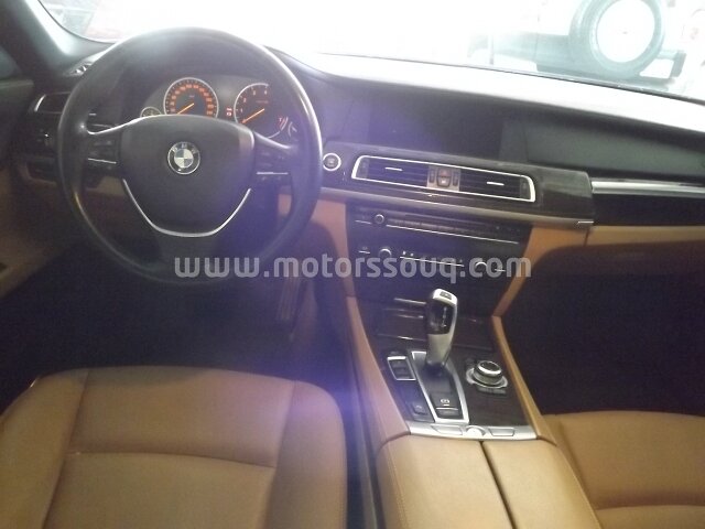 2011 BMW 730