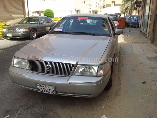 2005 فورد جراند ماركيز