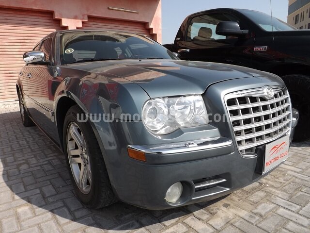 2005 كرايسلر 300