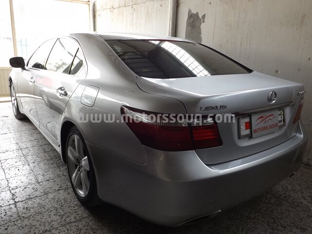 2007 Lexus LS