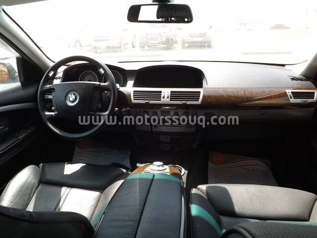 2001 BMW 745