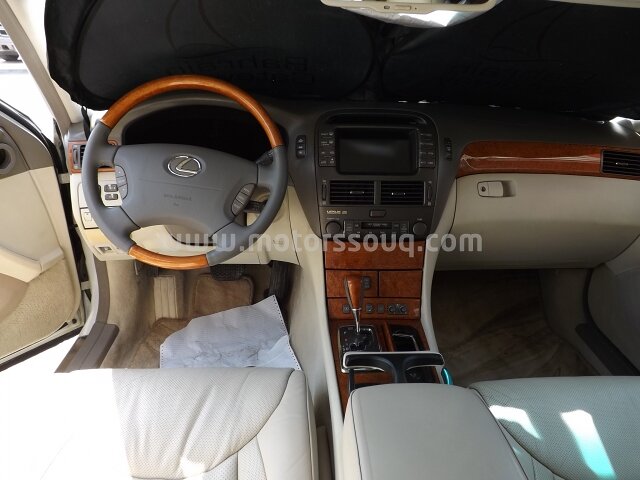 2004 Lexus LS