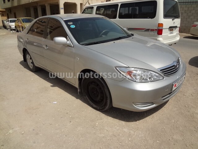 2004 تويوتا كامري