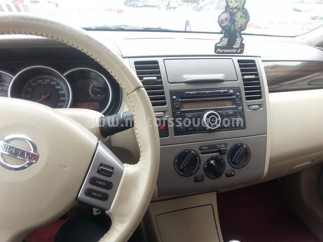 2011 Nissan Tiida