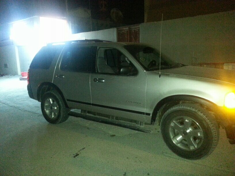2004 Ford Explorer