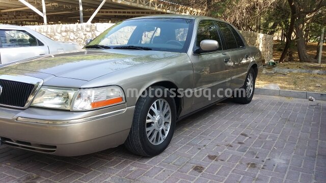 2003 فورد جراند ماركيز