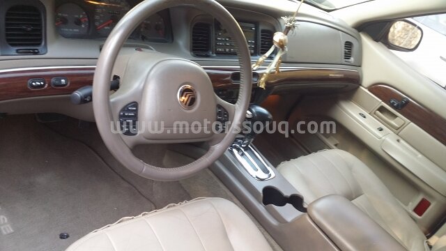 2003 Ford Grand Marquis