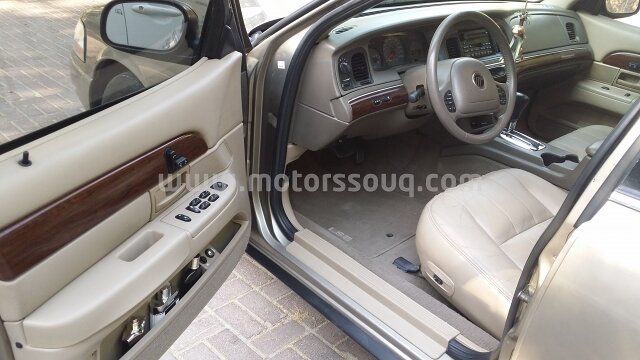 2003 Ford Grand Marquis