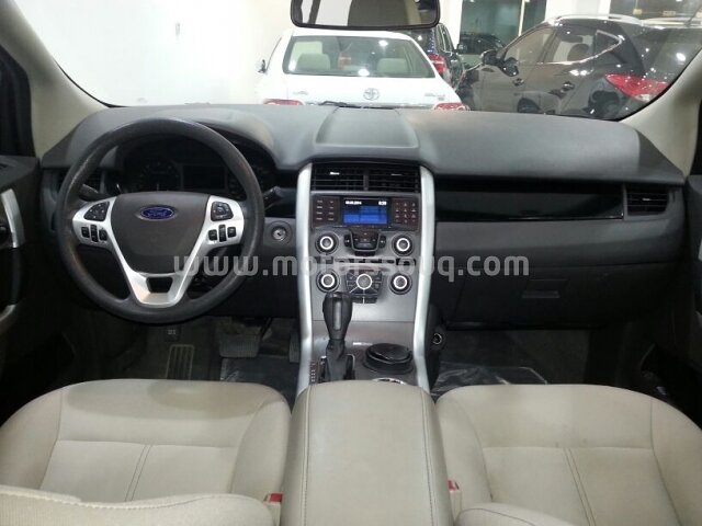 2013 فورد إيدج