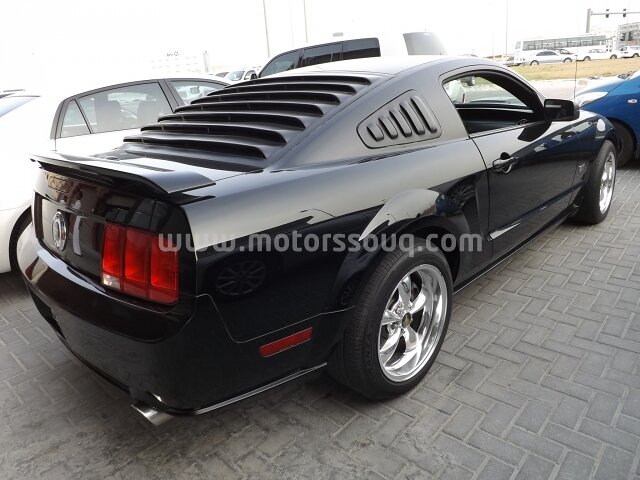 2005 فورد موستانج