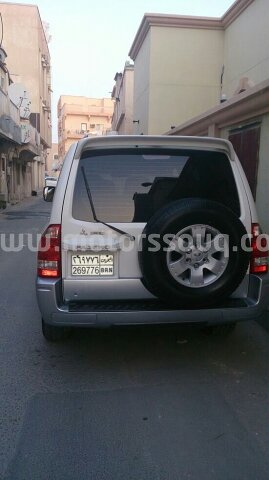 2006 Mitsubishi Pajero