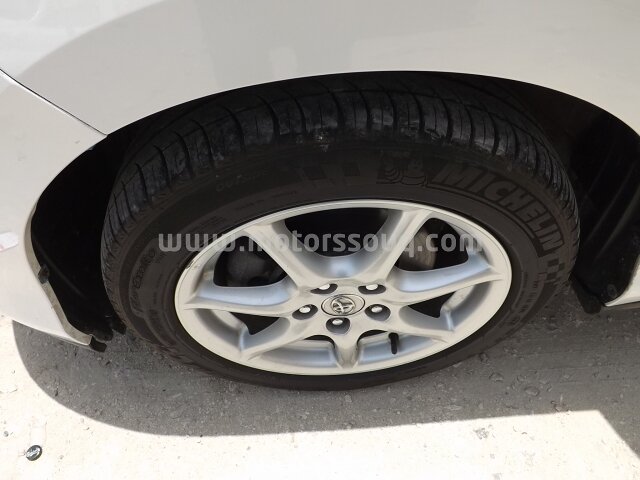 2006 Toyota Previa