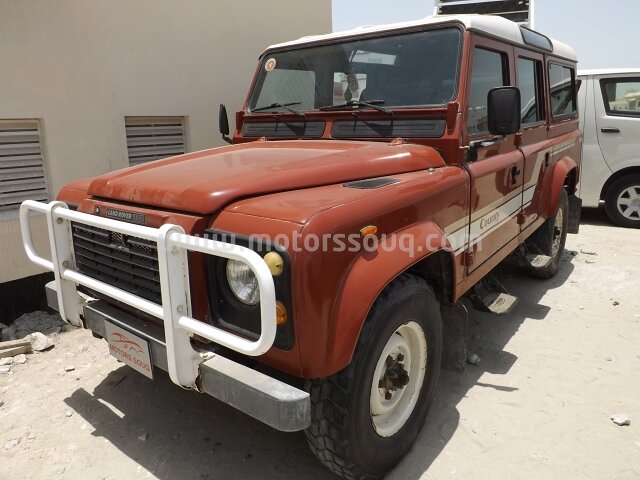 1986 لاند روفر أخرى