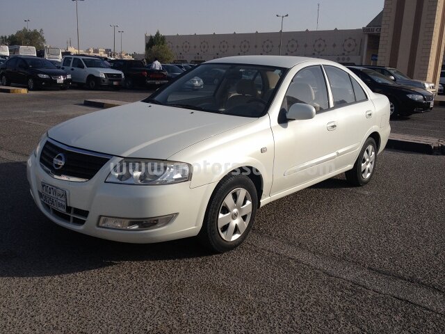 2010 نيسان صني