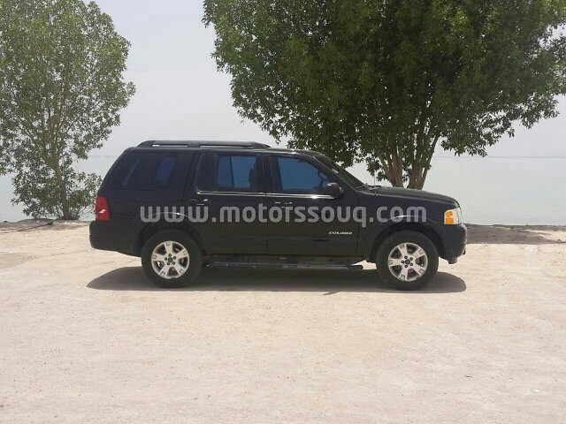 2005 Ford Explorer