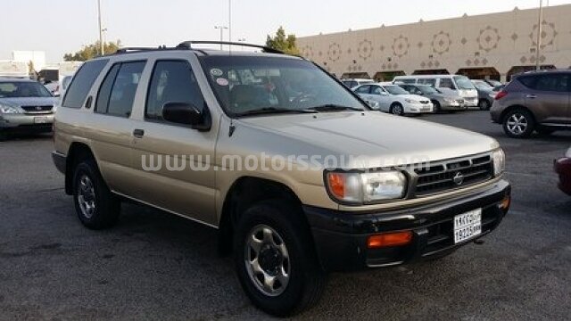 1997 نيسان باث فايندر