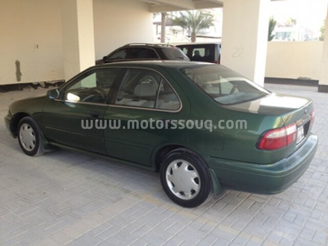 1999 نيسان صني