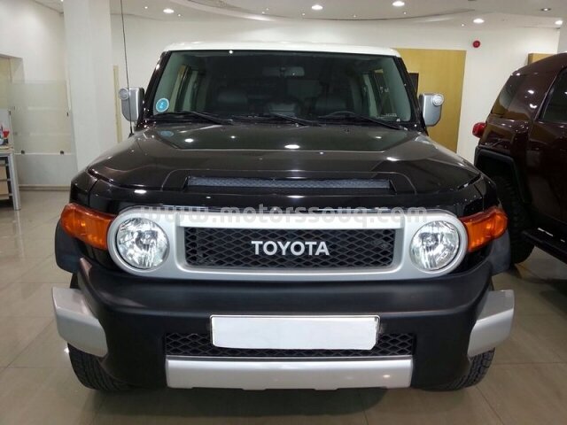 2012 Toyota FJ