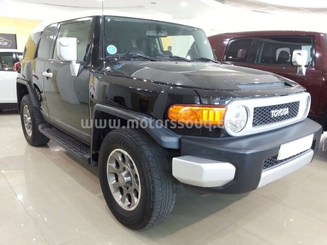 2012 Toyota FJ