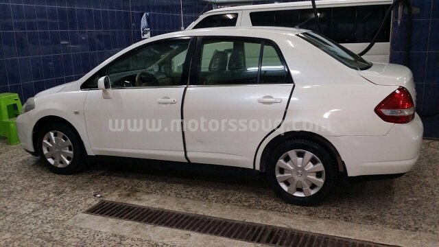 2008 Nissan Tiida