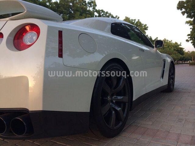 2009 Nissan Other