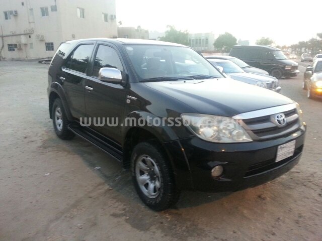 2006 Toyota Fortuner