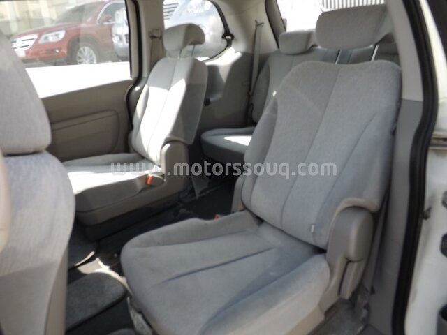 2010 KIA Carnival