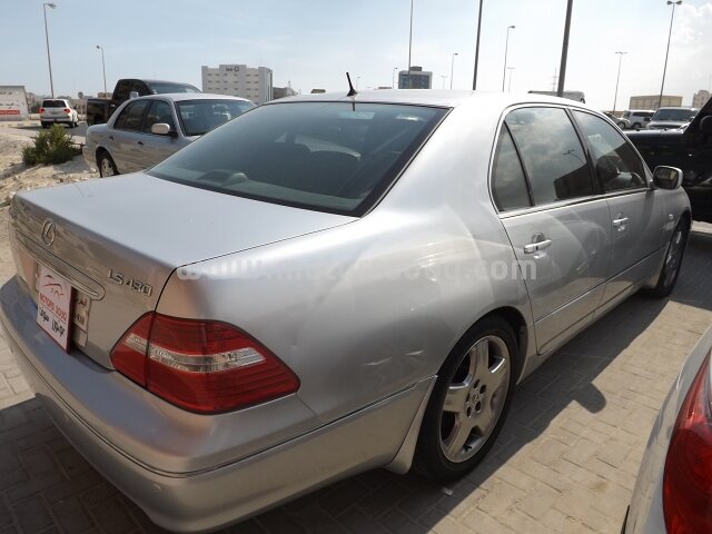 2005 Lexus LS