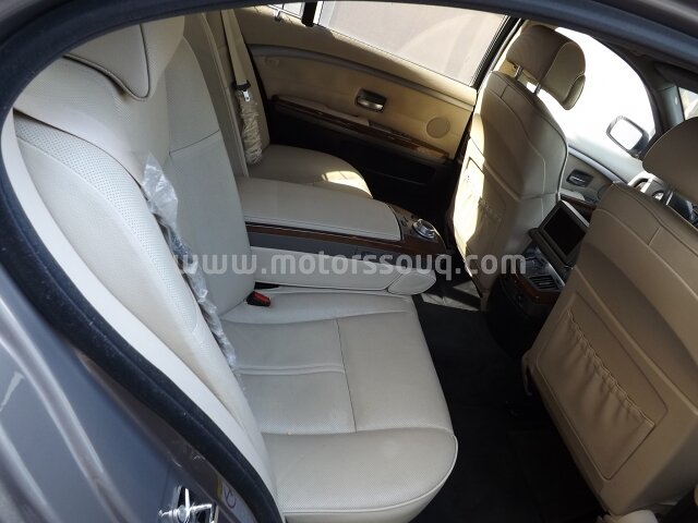2006 BMW 750