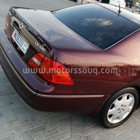 2001 لكزس إل إس