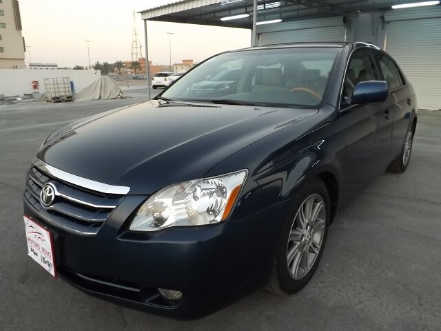 2005 Toyota Avalon
