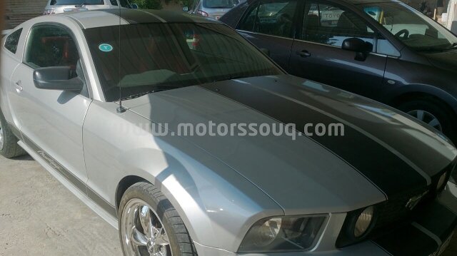 2005 فورد موستانج