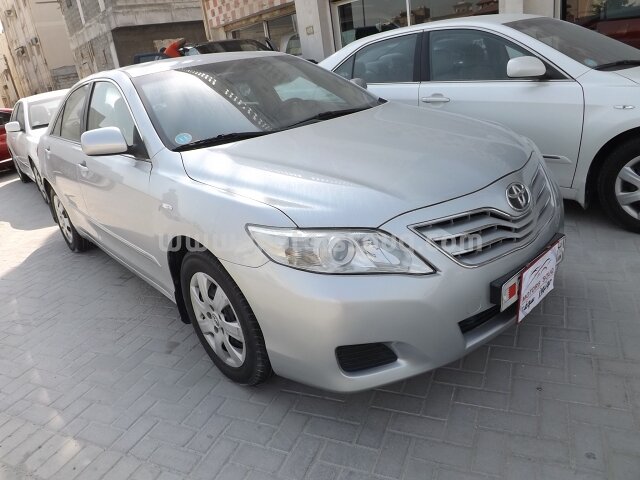 2011 تويوتا كامري