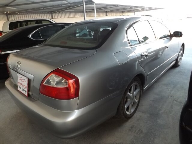 2002 Infiniti QX50
