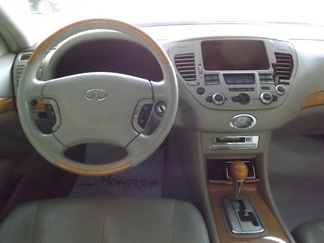 2002 Infiniti QX50