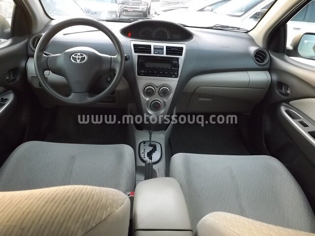2011 Toyota Yaris